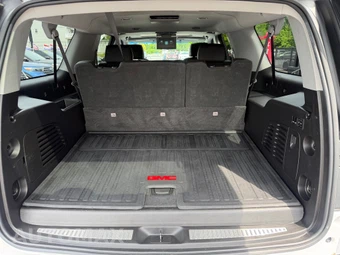 2018 GMC Yukon Denali XL 5SA - miniatura 26
