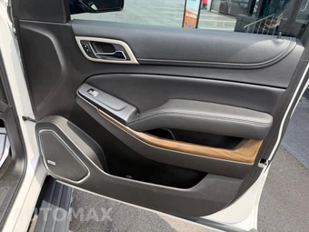 2018 GMC Yukon Denali XL 5SA - miniatura 30