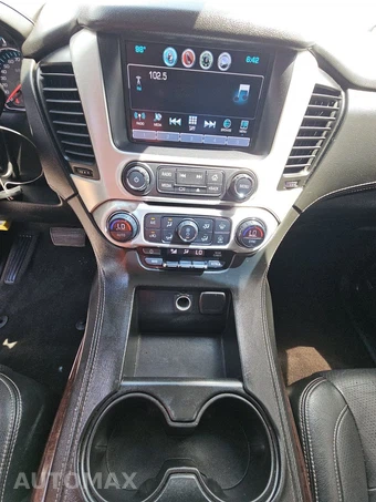 2018 GMC Yukon SLE 3SA – miniatura 11