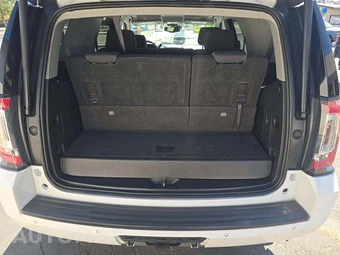 2018 GMC Yukon SLE 3SA – miniatura 15