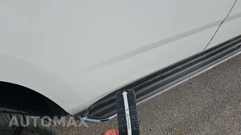 2018 GMC Yukon SLT 4SA – miniatura 25