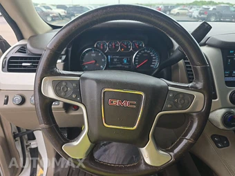 2018 GMC Yukon SLT 4SA - miniatura 10