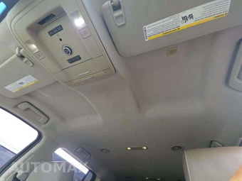 2018 GMC Yukon XL SLT 4SA – miniatura 11