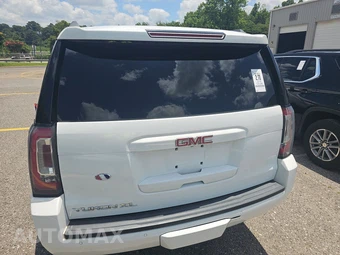 2018 GMC Yukon XL SLT 4SA - miniatura 5
