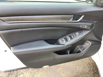 2018 Honda Accord Sedan Touring 1.5T - miniatura 16