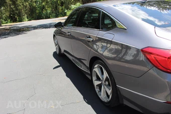 2018 Honda Accord Sedan Touring 2.0T - miniatura 10