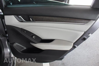 2018 Honda Accord Sedan Touring 2.0T - miniatura 34