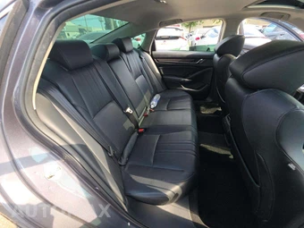 2018 Honda Accord Sedan Touring 2.0T - miniatura 16