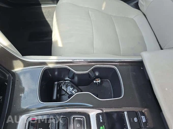 2018 Honda Accord Sedan Touring 2.0T - miniatura 8