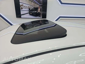 2018 Honda Civic Hatchback EX - miniatura 12