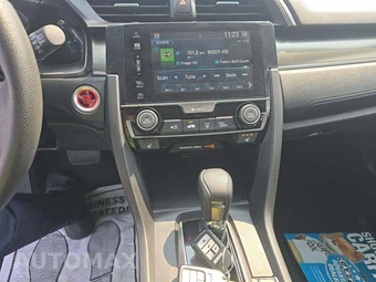 2018 Honda Civic Hatchback EX - miniatura 7