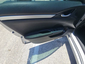 2018 Honda Civic Sedan LX - miniatura 9