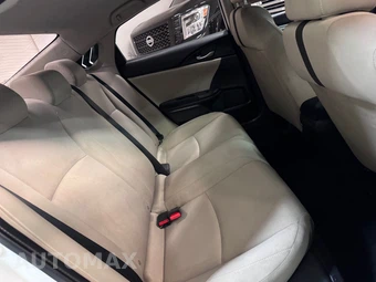 2018 Honda Civic Sedan LX - miniatura 16
