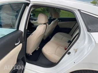 2018 Honda Civic Sedan LX - miniatura 22