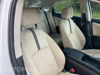 2018 Honda Civic Sedan LX - miniatura 30