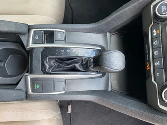 2018 Honda Civic Sedan LX - miniatura 45