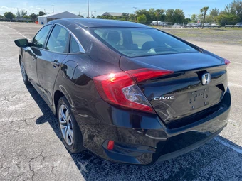 2018 Honda Civic Sedan LX - miniatura 9