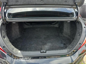 2018 Honda Civic Si Sedan - miniatura 19