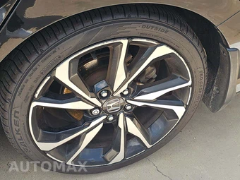 2018 Honda Civic Si Sedan w/High Performance Tires - miniatura 33