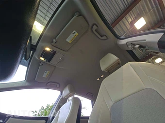 2018 Honda Clarity Plug-In Hybrid - miniatura 11
