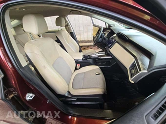 2018 Honda Clarity Plug-In Hybrid - miniatura 18