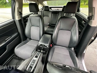 2018 Honda Clarity Plug-In Hybrid - miniatura 14
