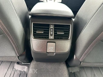 2018 Honda Clarity Plug-In Hybrid - miniatura 30