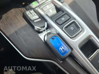 2018 Honda Clarity Plug-In Hybrid Touring - miniatura 8