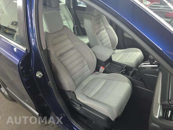 2018 Honda CR-V LX - miniatura 18