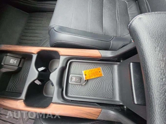 2018 Honda CR-V Touring - miniatura 8