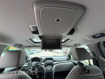 2018 Honda Odyssey Elite 118.1" WB - miniatura 18