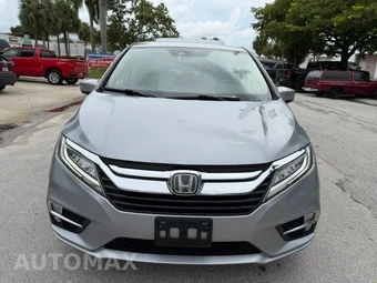 2018 Honda Odyssey Elite 118.1" WB - miniatura 2