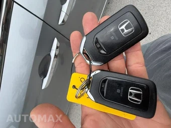 2018 Honda Odyssey Elite 118.1" WB - miniatura 22