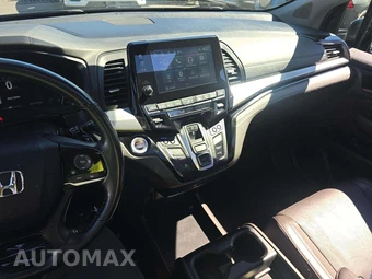 2018 Honda Odyssey Elite 118.1" WB - miniatura 10