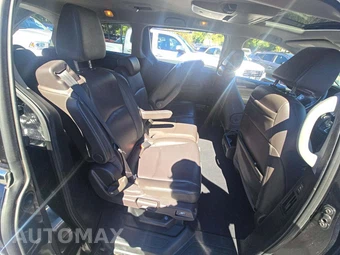 2018 Honda Odyssey Elite 118.1" WB - miniatura 17