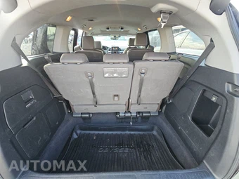 2018 Honda Odyssey Elite 118.1" WB - miniatura 17