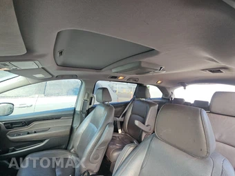 2018 Honda Odyssey Elite 118.1" WB - miniatura 19