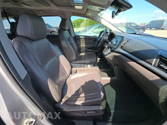 2018 Honda Odyssey Elite 118.1" WB - miniatura 8