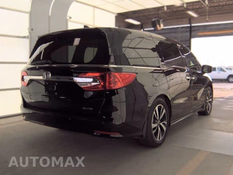 2018 Honda Odyssey Elite 118.1" WB - miniatura 4