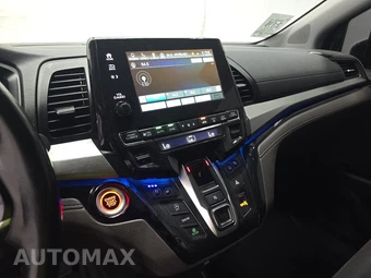 2018 Honda Odyssey Elite 118.1" WB - miniatura 11