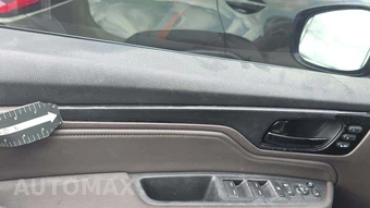 2018 Honda Odyssey Elite 118.1" WB - miniatura 23