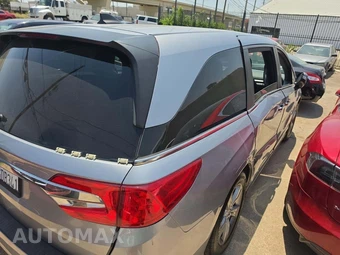 2018 Honda Odyssey EX-L 118.1" WB – miniatura 3