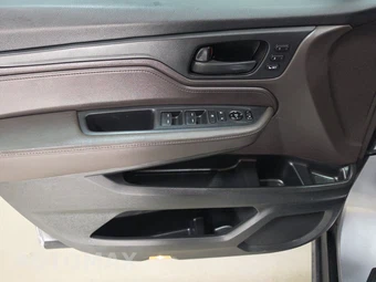 2018 Honda Odyssey EX-L 118.1" WB - miniatura 9
