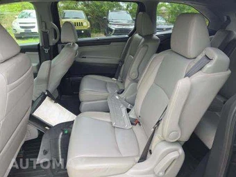 2018 Honda Odyssey EX-L 118.1" WB - miniatura 14