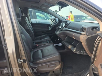 2018 Honda Odyssey EX-L 118.1" WB - miniatura 8