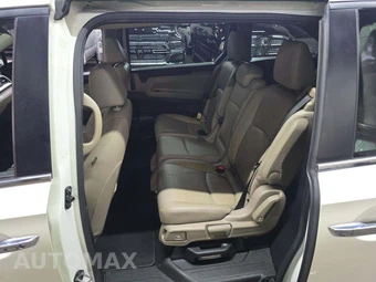 2018 Honda Odyssey EX-L 118.1" WB - miniatura 13