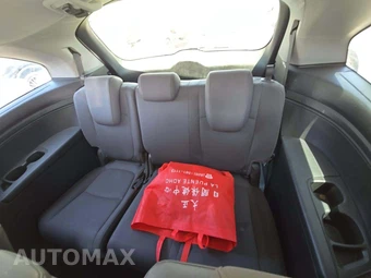 2018 Honda Odyssey EX-L 118.1" WB - miniatura 14