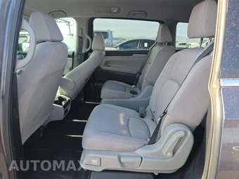 2018 Honda Odyssey LX 118.1" WB - miniatura 13