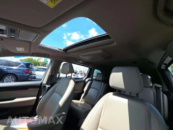2018 Honda Odyssey Touring 118.1" WB - miniatura 11
