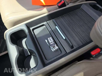 2018 Honda Odyssey Touring 118.1" WB - miniatura 8